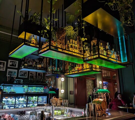 Mirror Bar